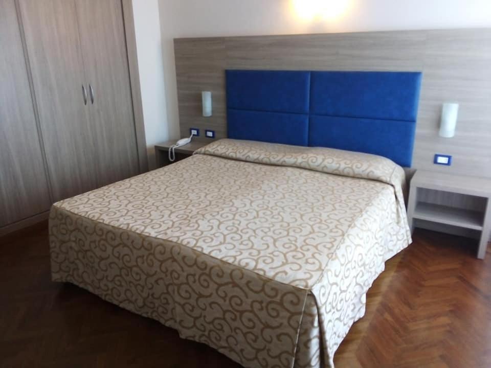 Grand Hotel Golf Tirrenia Extérieur photo