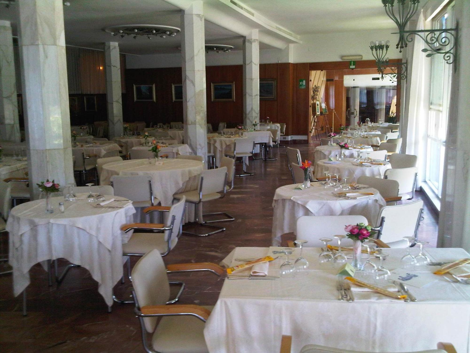 Grand Hotel Golf Tirrenia Extérieur photo