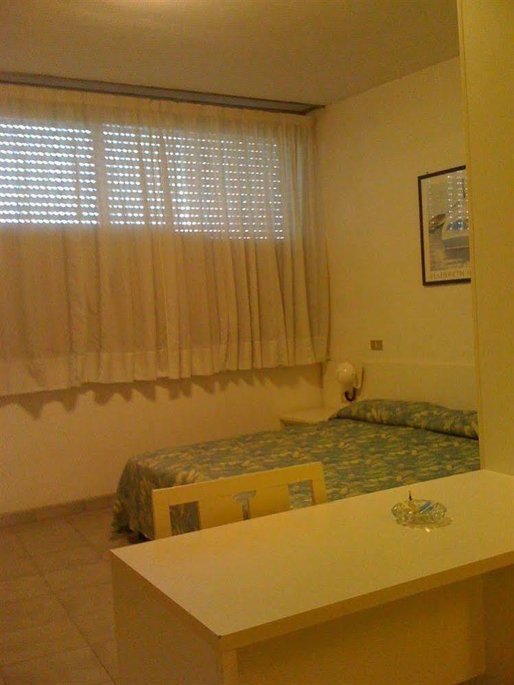 Grand Hotel Golf Tirrenia Extérieur photo