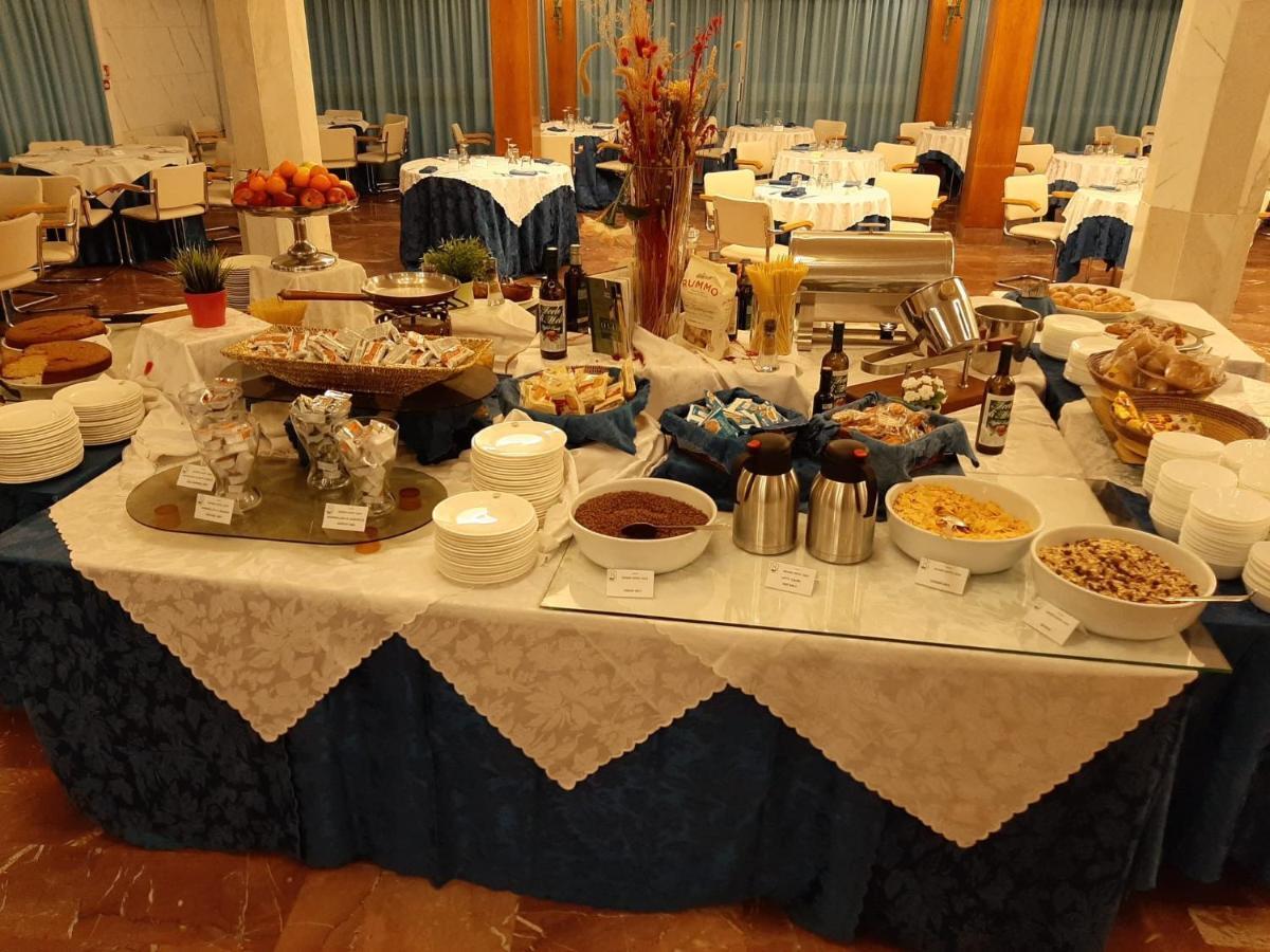 Grand Hotel Golf Tirrenia Extérieur photo